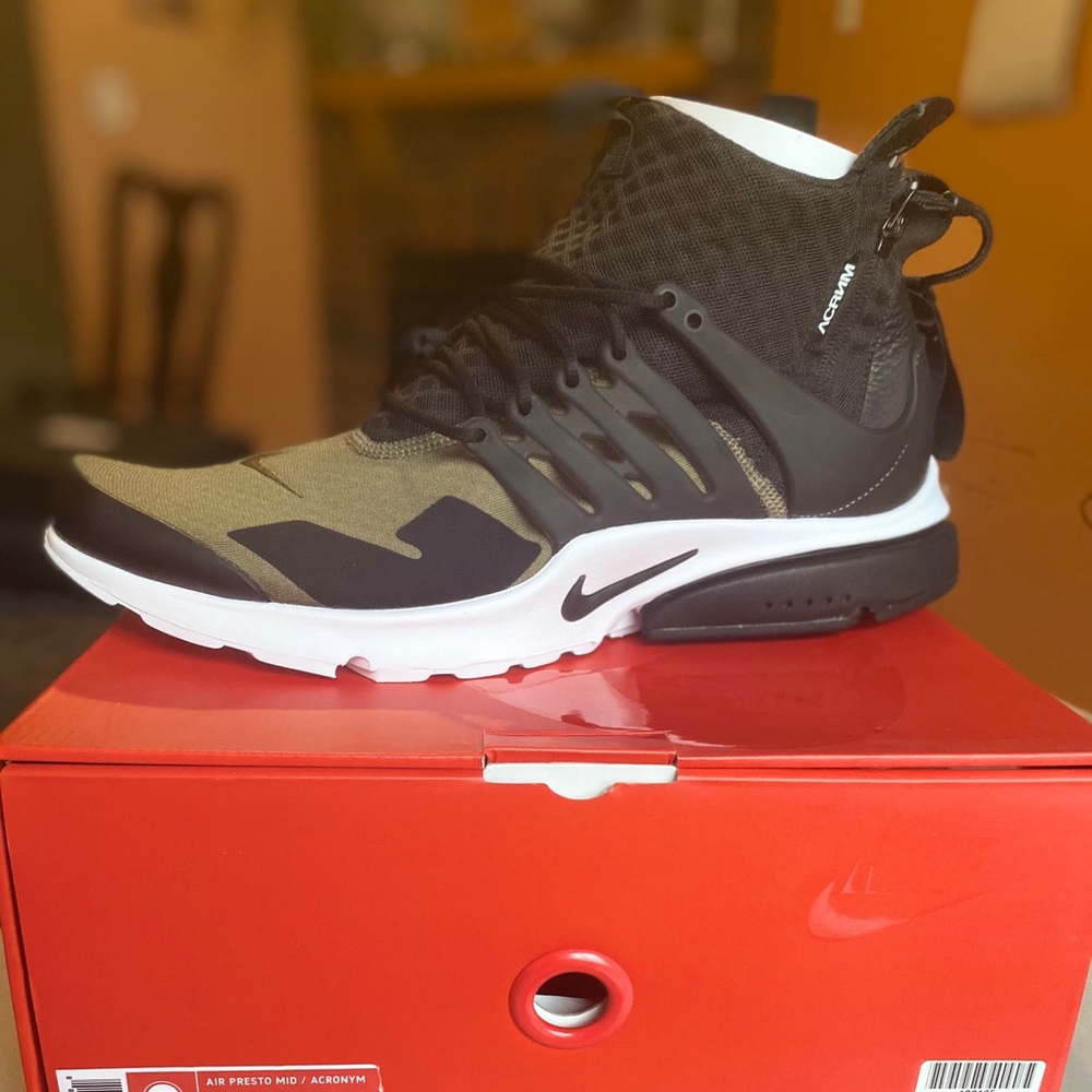 Nike Air Presto Acronym Olive